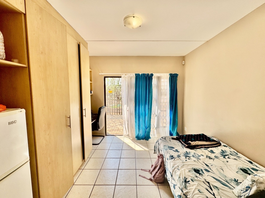 2 Bedroom Property for Sale in Mooivallei Park North West